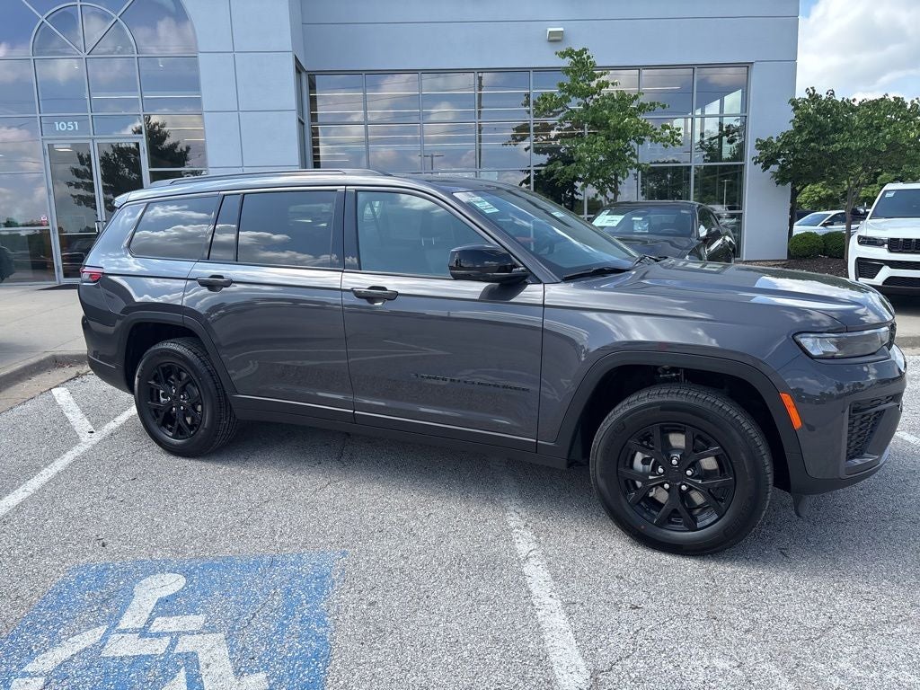 2026 Jeep Grand Cherokee L Laredo