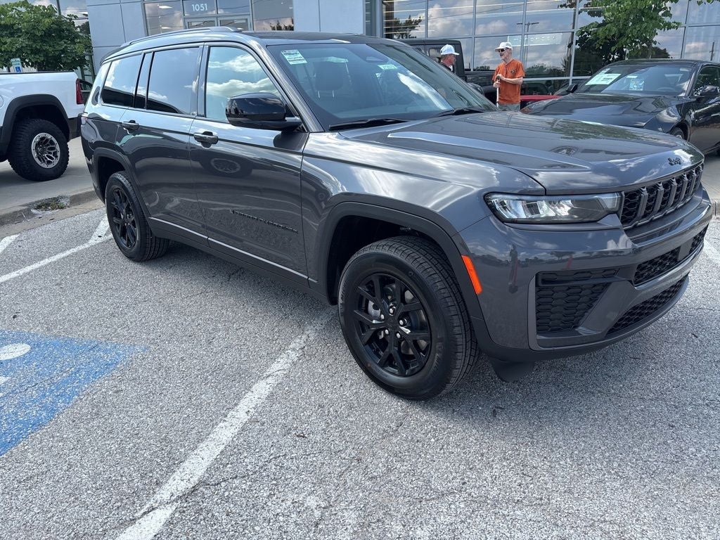 2026 Jeep Grand Cherokee L Laredo