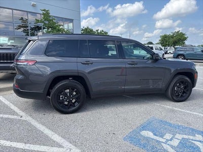 2026 Jeep Grand Cherokee GRAND CHEROKEE L LAREDO ALTITUDE 4X4