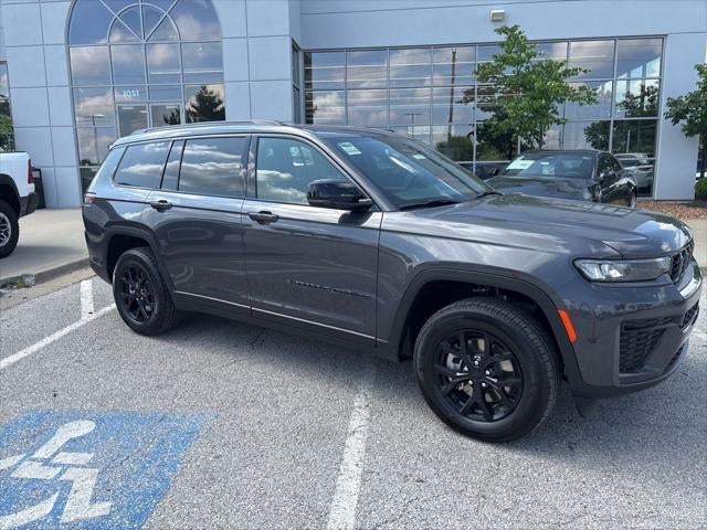 2026 Jeep Grand Cherokee GRAND CHEROKEE L LAREDO ALTITUDE 4X4