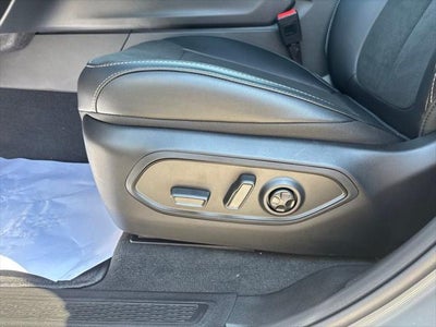 2027 Jeep Grand Cherokee Laredo Altitude