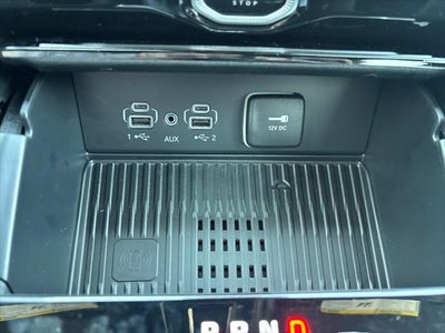 2027 Jeep Grand Cherokee Laredo Altitude