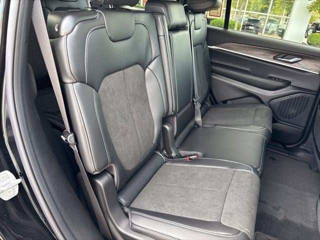 2027 Jeep Grand Cherokee GRAND CHEROKEE L LAREDO ALTITUDE 4X4