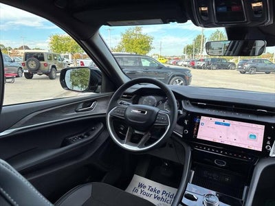 2027 Jeep Grand Cherokee GRAND CHEROKEE L LAREDO ALTITUDE 4X4