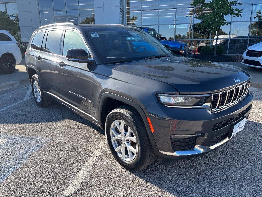 Used 2023 Jeep Grand Cherokee L Limited with VIN 1C4RJKBG4P8770191 for sale in Kansas City