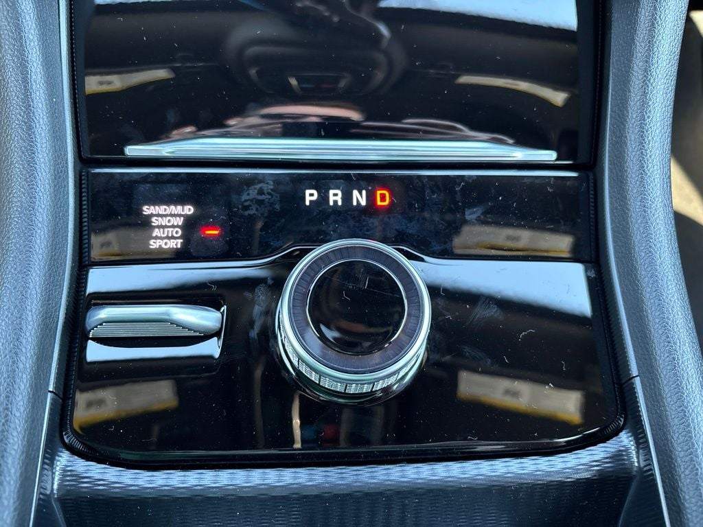 2027 Jeep Grand Cherokee Limited Reserve