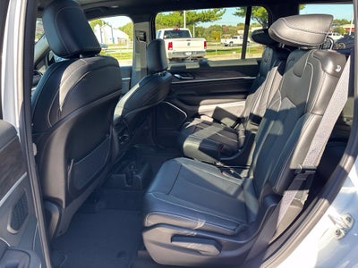 2027 Jeep Grand Cherokee GRAND CHEROKEE L LIMITED RESERVE 4X4