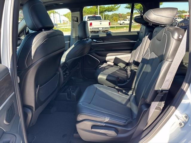 2027 Jeep Grand Cherokee GRAND CHEROKEE L LIMITED RESERVE 4X4