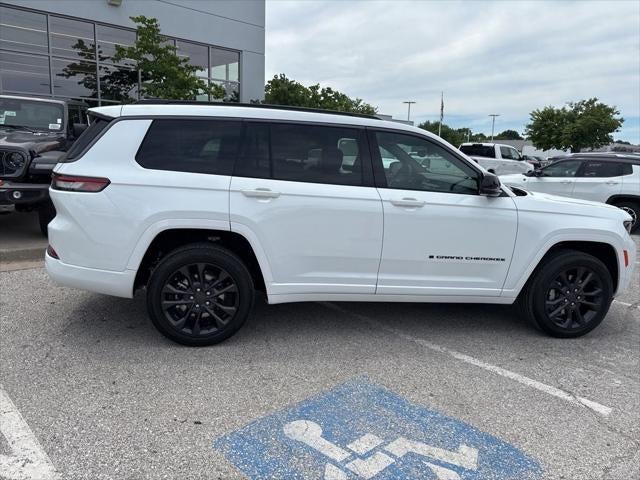 2026 Jeep Grand Cherokee GRAND CHEROKEE L LIMITED RESERVE 4X4