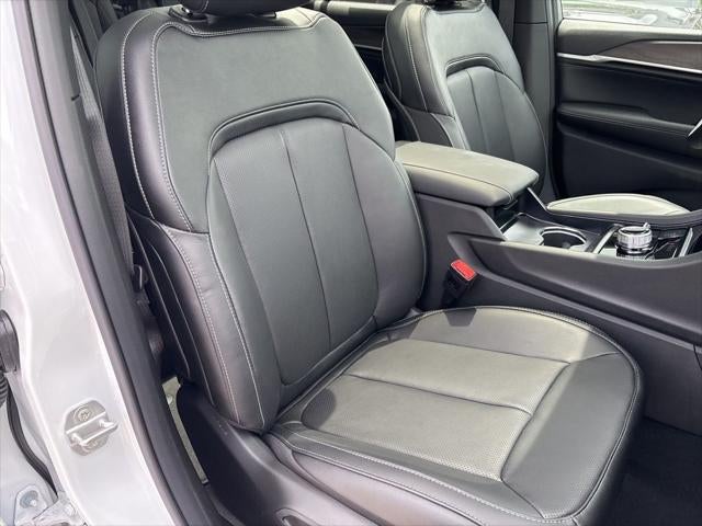 2026 Jeep Grand Cherokee GRAND CHEROKEE L LIMITED RESERVE 4X4