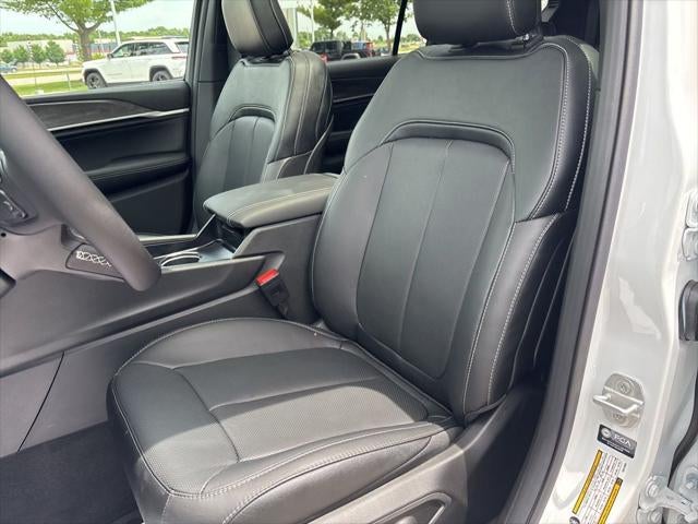 2026 Jeep Grand Cherokee GRAND CHEROKEE L LIMITED RESERVE 4X4