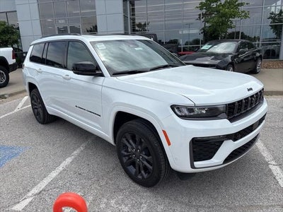 2026 Jeep Grand Cherokee GRAND CHEROKEE L LIMITED RESERVE 4X4