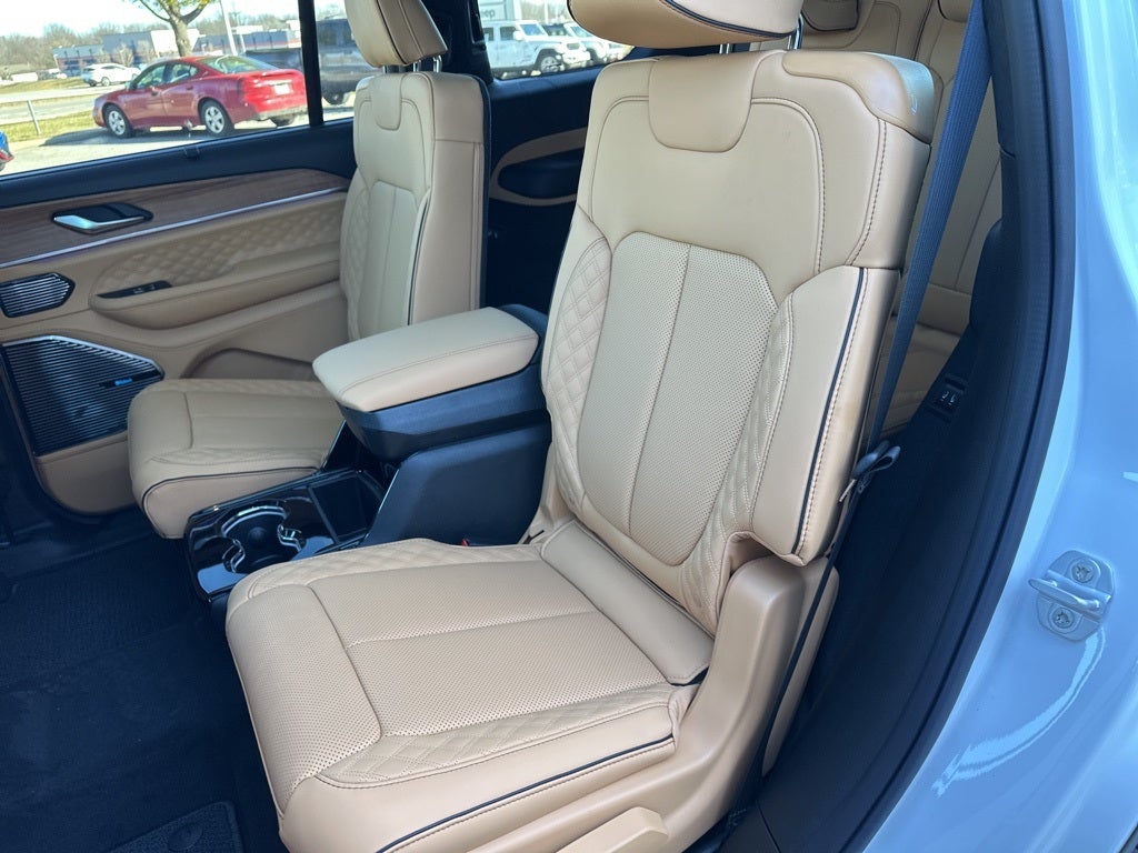 2025 Jeep Grand Cherokee L Summit