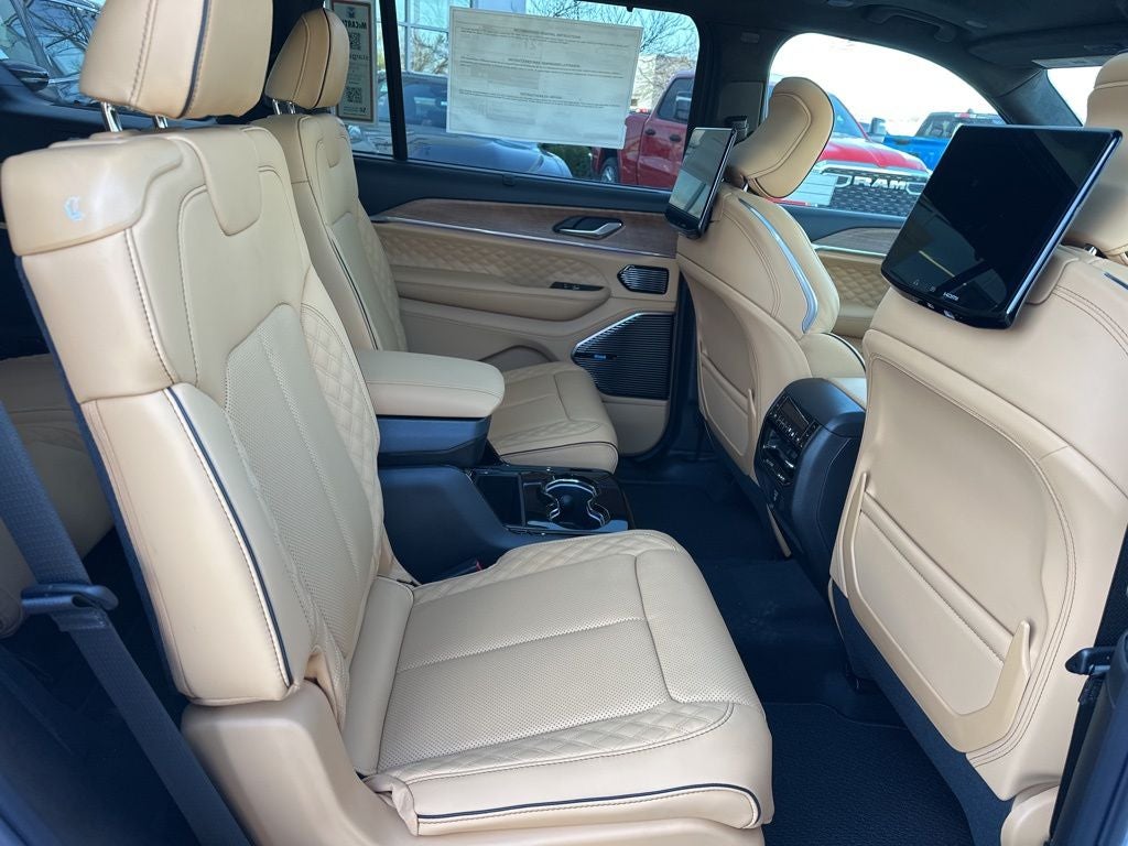 2025 Jeep Grand Cherokee L Summit