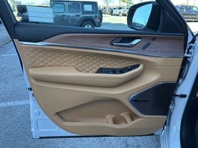 2025 Jeep Grand Cherokee L Summit