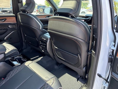 2027 Jeep Grand Cherokee Summit