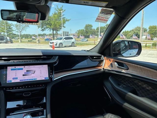 2027 Jeep Grand Cherokee Summit