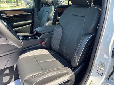 2027 Jeep Grand Cherokee Summit