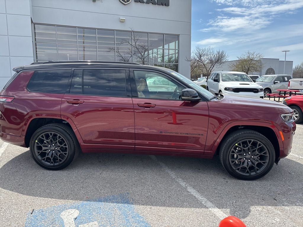 2026 Jeep Grand Cherokee L Summit