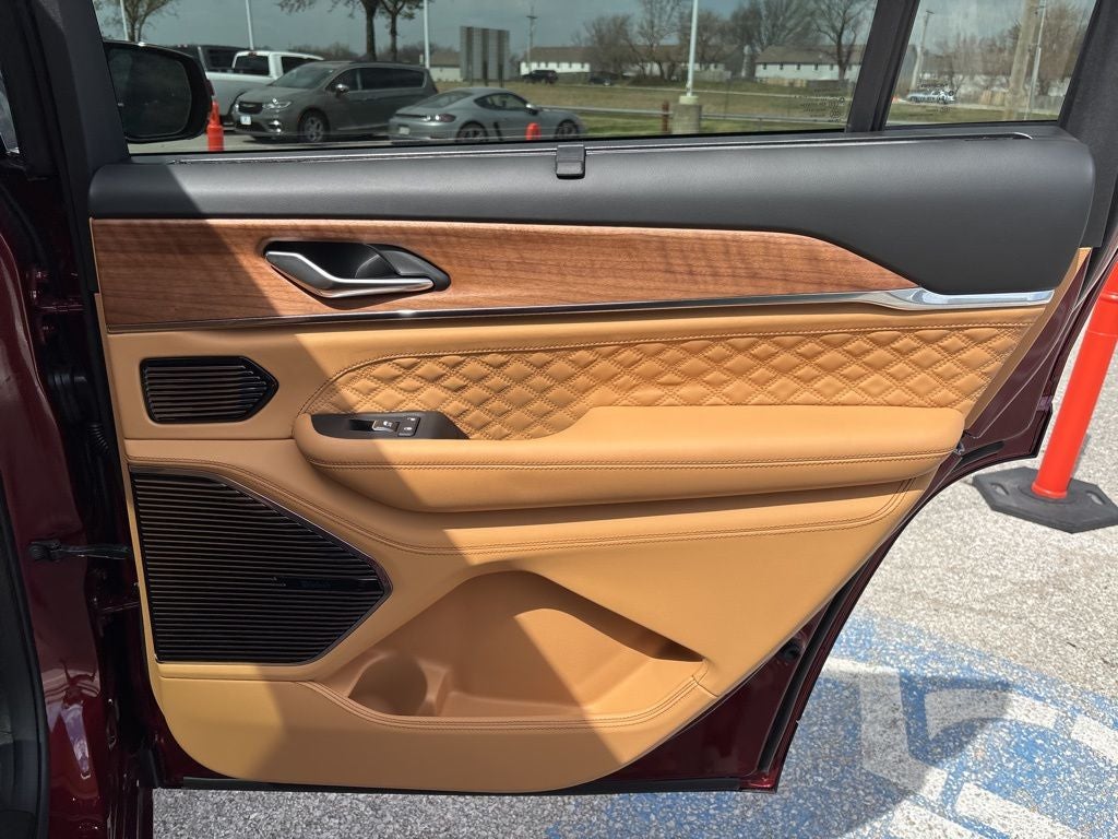 2026 Jeep Grand Cherokee L Summit