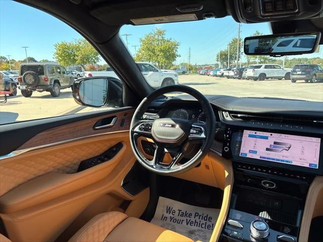 2027 Jeep Grand Cherokee GRAND CHEROKEE L SUMMIT 4X4