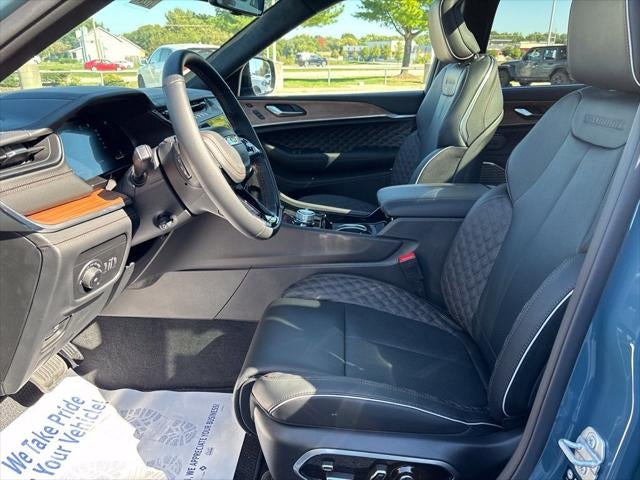 2027 Jeep Grand Cherokee GRAND CHEROKEE L SUMMIT 4X4