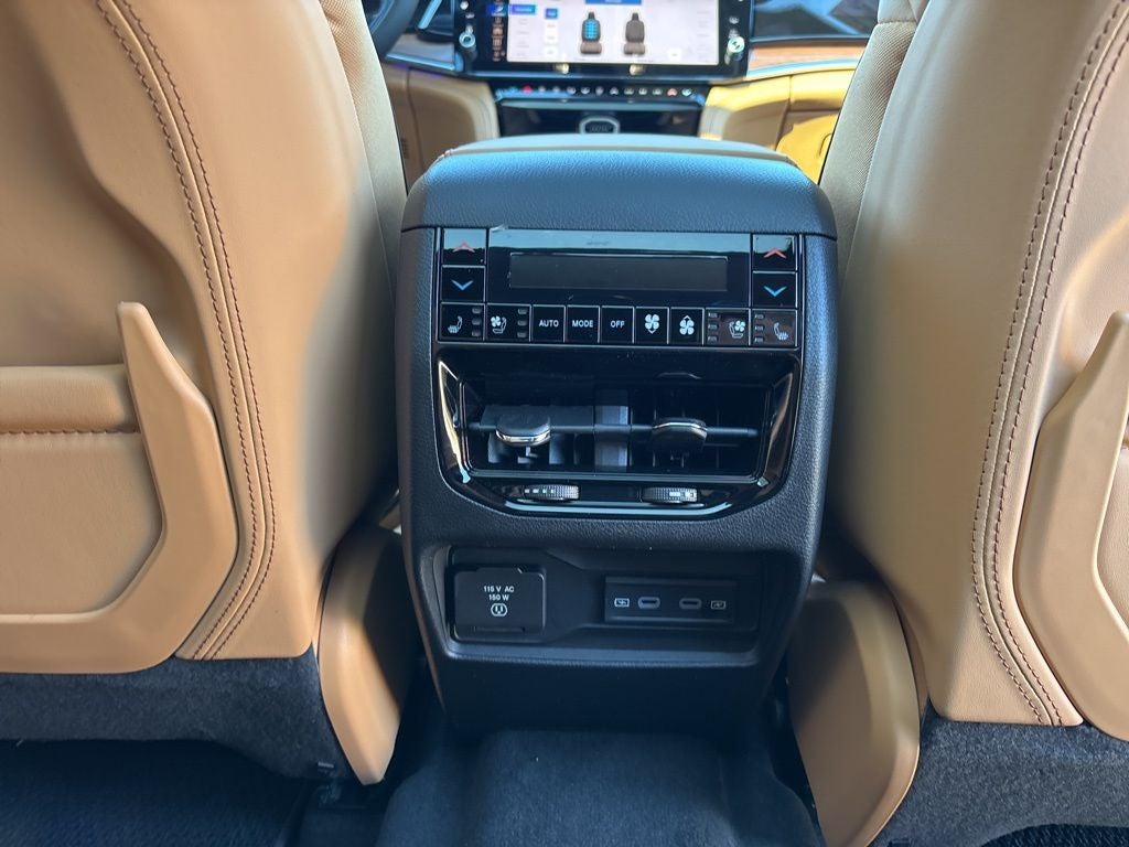 2026 Jeep Grand Cherokee L Summit