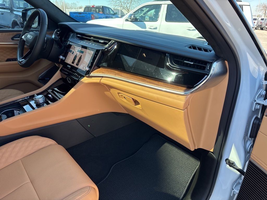 2026 Jeep Grand Cherokee L Summit