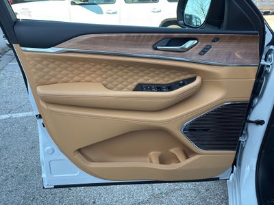 2026 Jeep Grand Cherokee L Summit