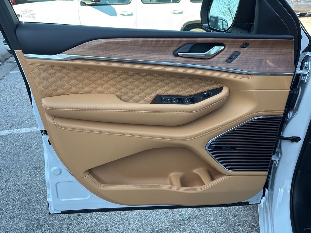 2026 Jeep Grand Cherokee L Summit