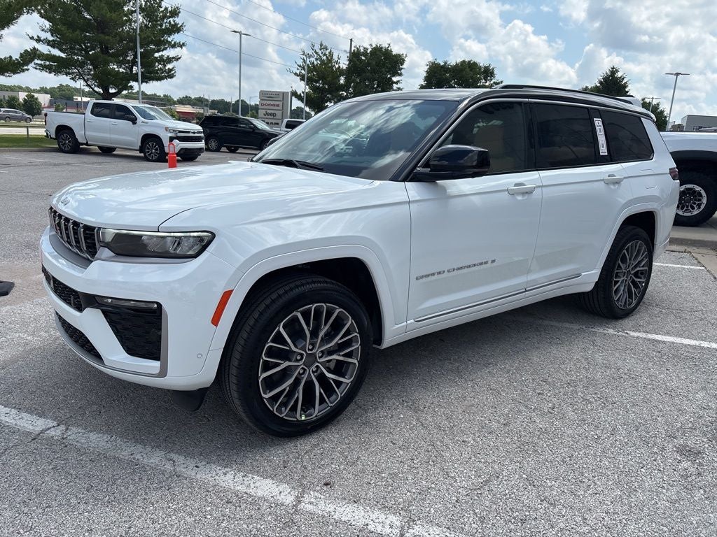 2026 Jeep Grand Cherokee GRAND CHEROKEE L SUMMIT 4X4