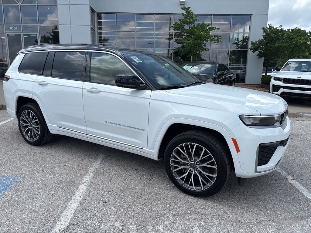2026 Jeep Grand Cherokee GRAND CHEROKEE L SUMMIT 4X4