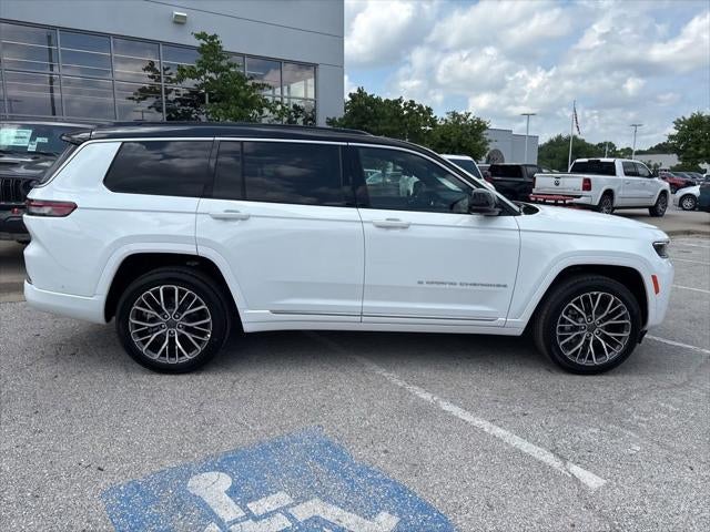 2026 Jeep Grand Cherokee GRAND CHEROKEE L SUMMIT 4X4