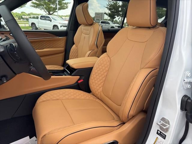 2026 Jeep Grand Cherokee GRAND CHEROKEE L SUMMIT 4X4