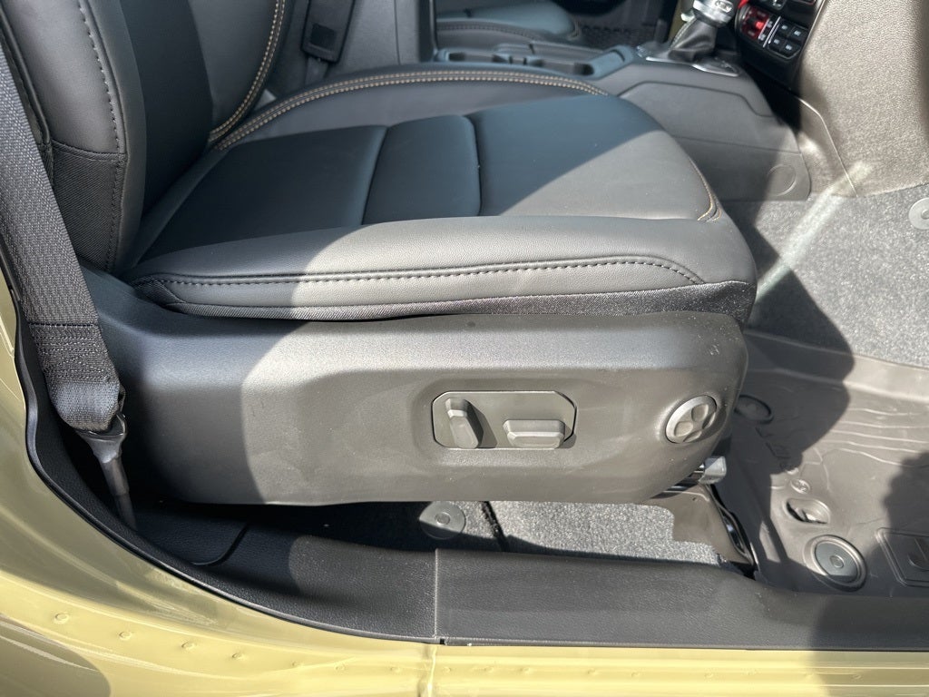 2025 Jeep Wrangler Rubicon 392