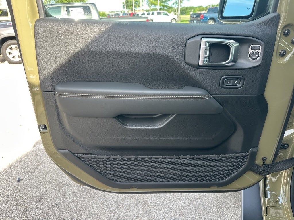 2025 Jeep Wrangler Rubicon 392