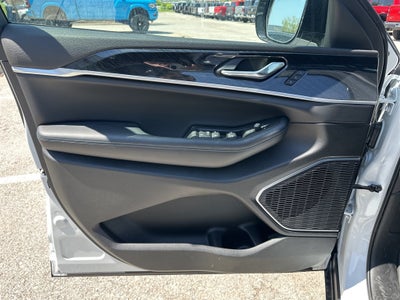 2025 Jeep Grand Cherokee Trailhawk 4xe