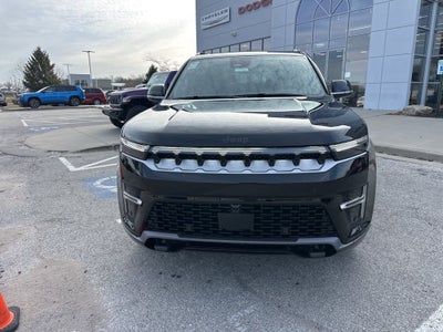 2026 Jeep Grand Wagoneer L 4x4