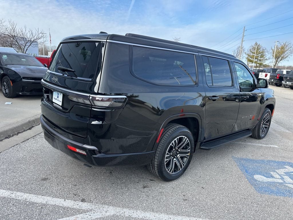 2026 Jeep Grand Wagoneer L 4x4