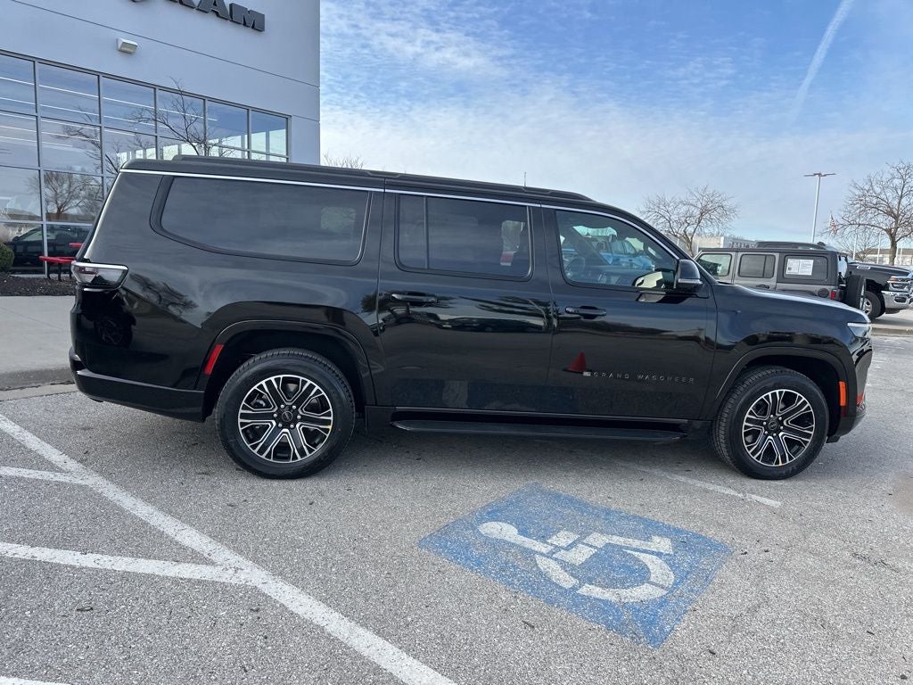 2026 Jeep Grand Wagoneer L 4x4