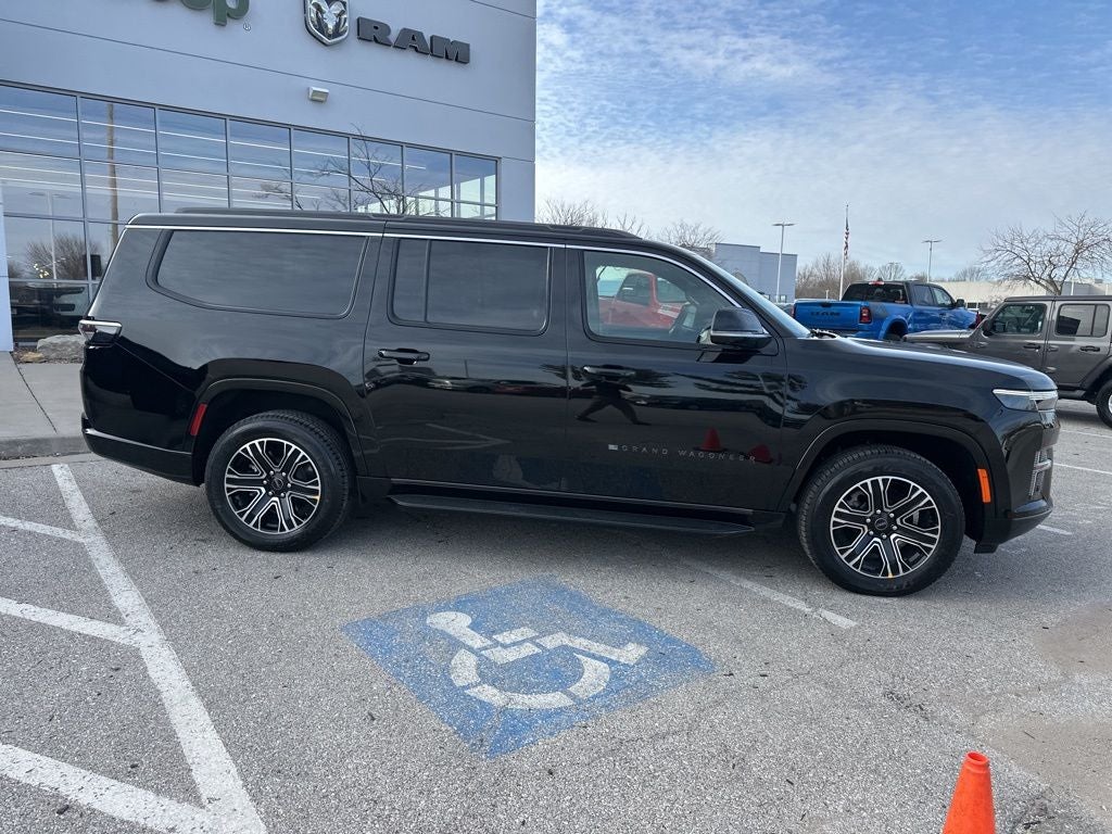 2026 Jeep Grand Wagoneer L 4x4