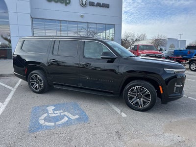 2026 Jeep Grand Wagoneer L 4x4