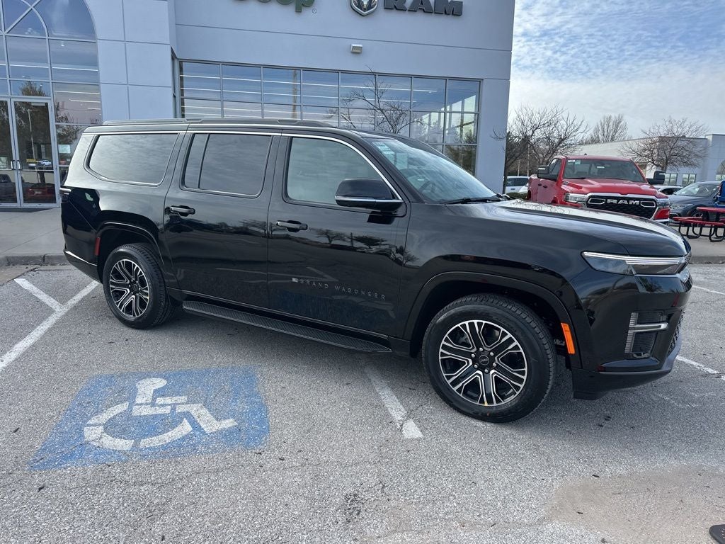 2026 Jeep Grand Wagoneer L 4x4