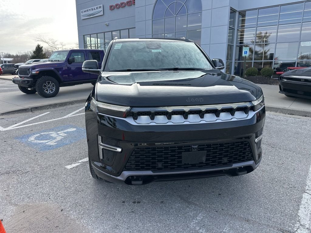 2026 Jeep Grand Wagoneer L 4x4