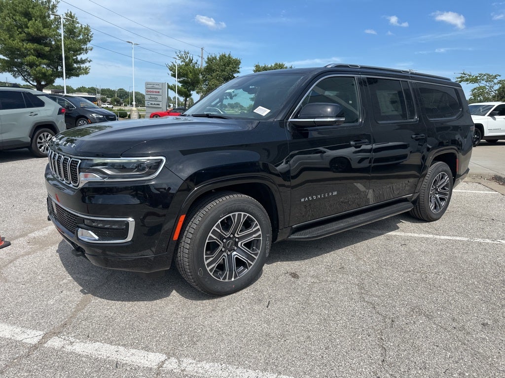 2025 Jeep Wagoneer L Base