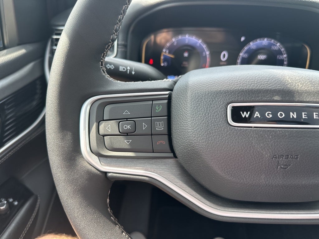 2025 Jeep Wagoneer L Base