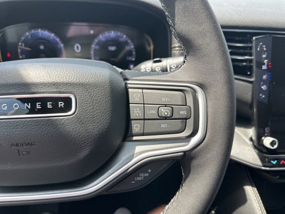 2025 Jeep Wagoneer L Base