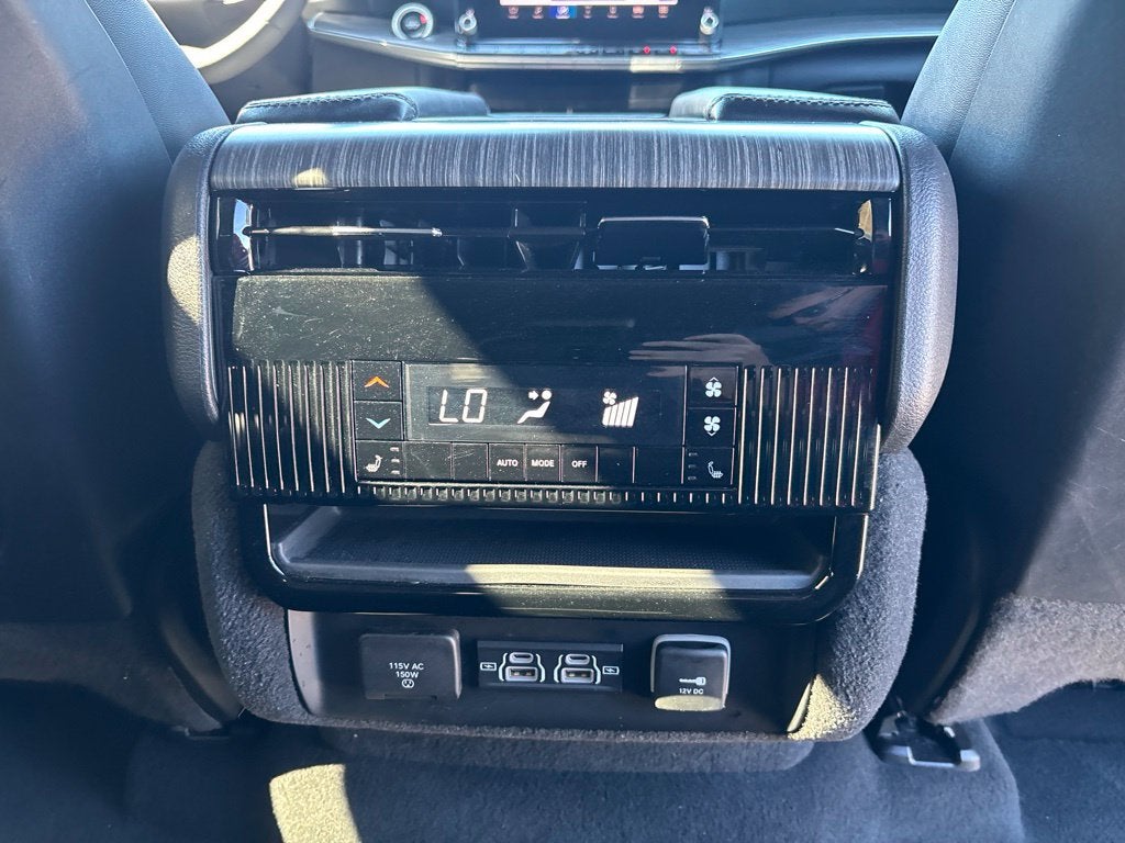 2024 Jeep Wagoneer L Series II 4x4