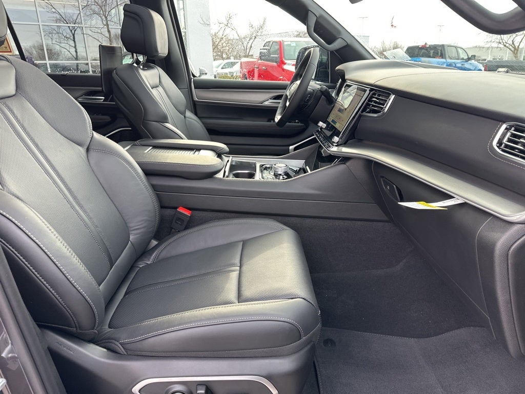 2026 Jeep Grand Wagoneer L Limited Reserve