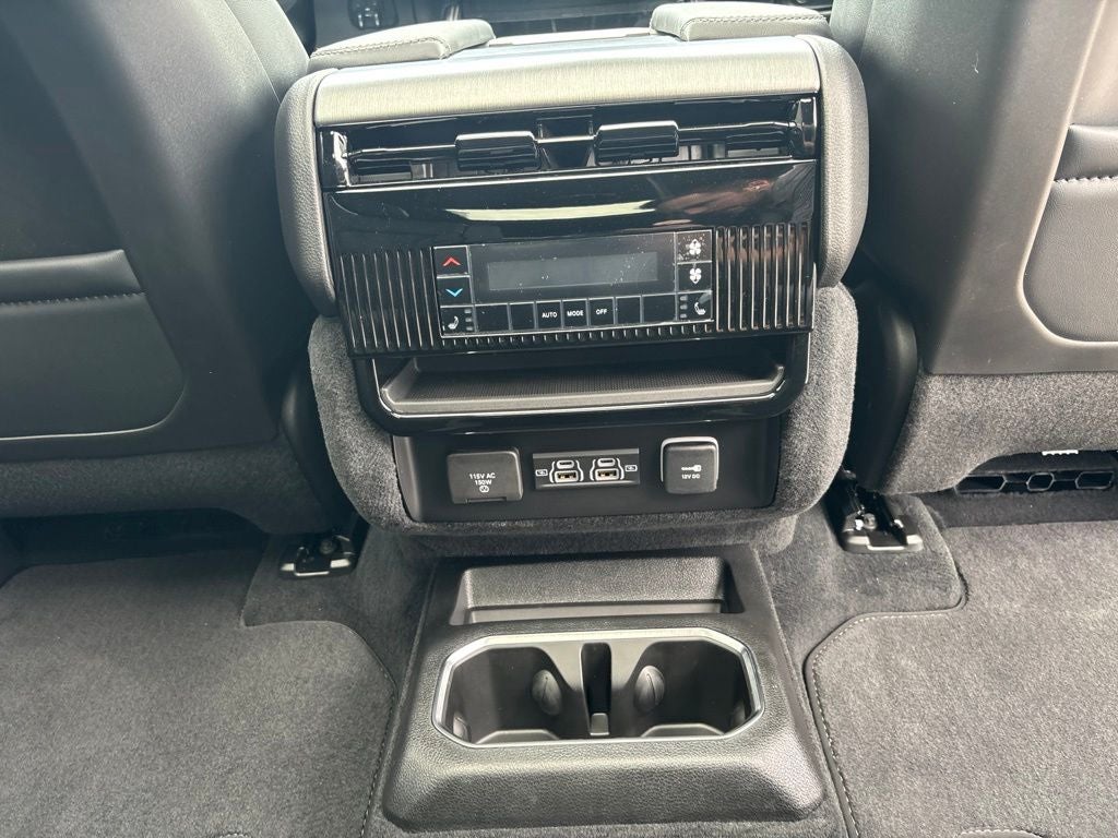 2026 Jeep Grand Wagoneer GRAND WAGONEER L LIMITED RESERVE 4X4